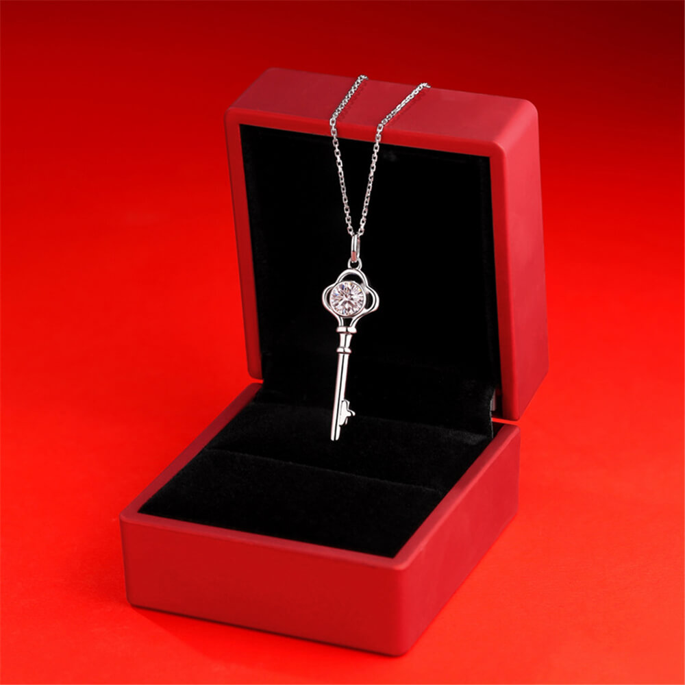 Moissanite Series Key Of The Heart Sterling Silver Necklace