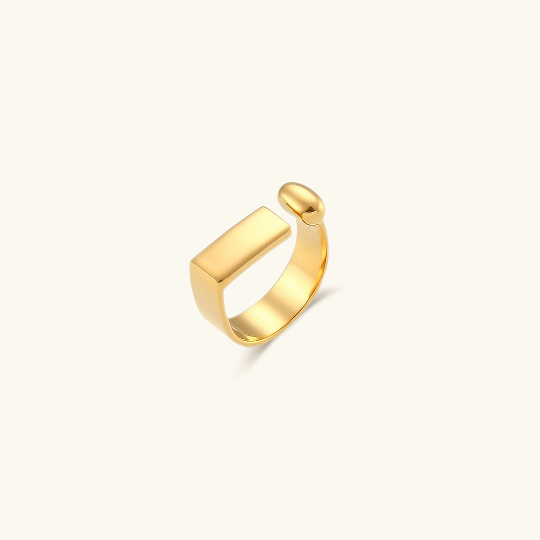 Cadenza Gold Ring