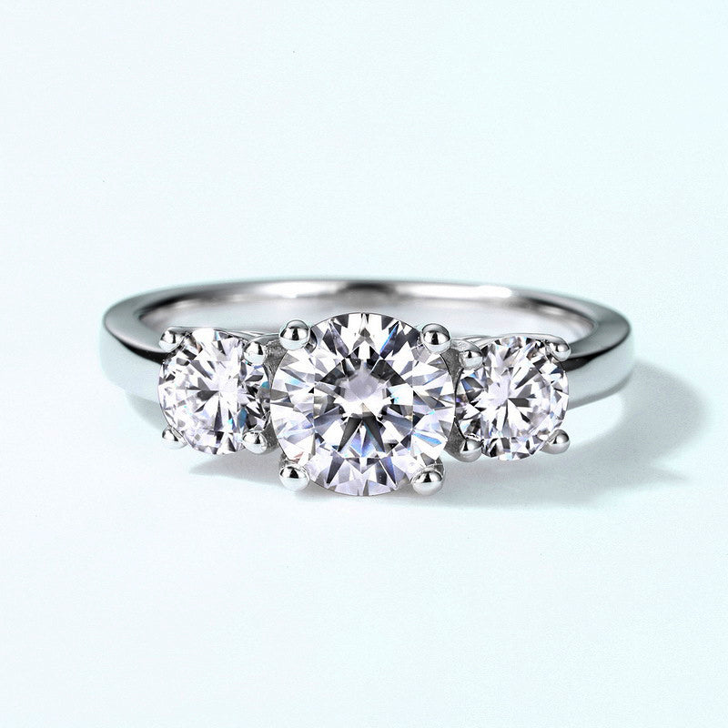 Classic Three Stone Round Cut Moissanite Engagement Ring