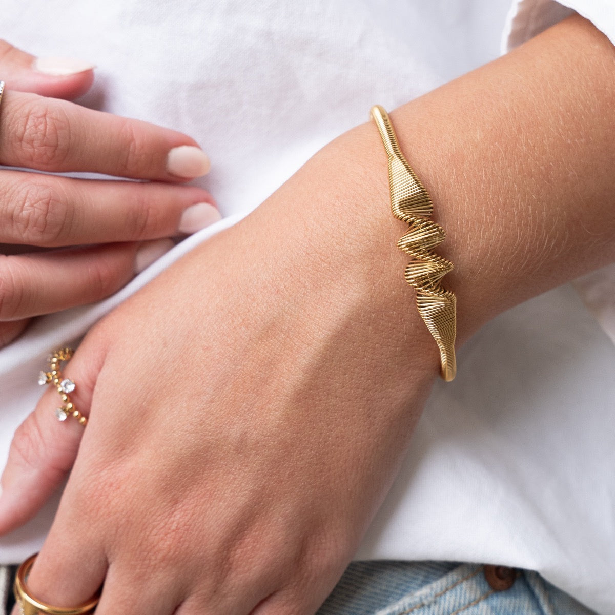 Wave Bangle Bracelet - Gold